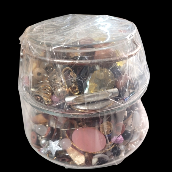 Container Of Unsorted Crafting Jewelry - Picture 2 of 2